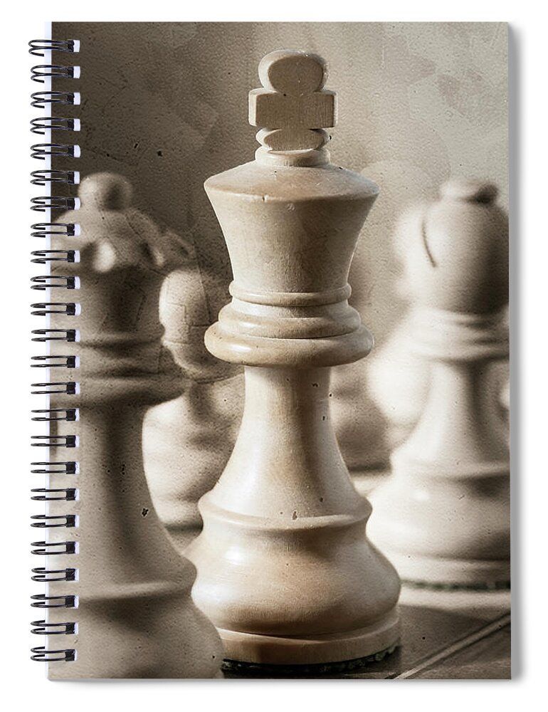 Chess Game #SpiralNotebook! buff.ly/43goDhe #giftideas #notebook #journal #journaling #chess #boardgames #AYearForArt #BuyIntoArt #giftideas @joancarroll