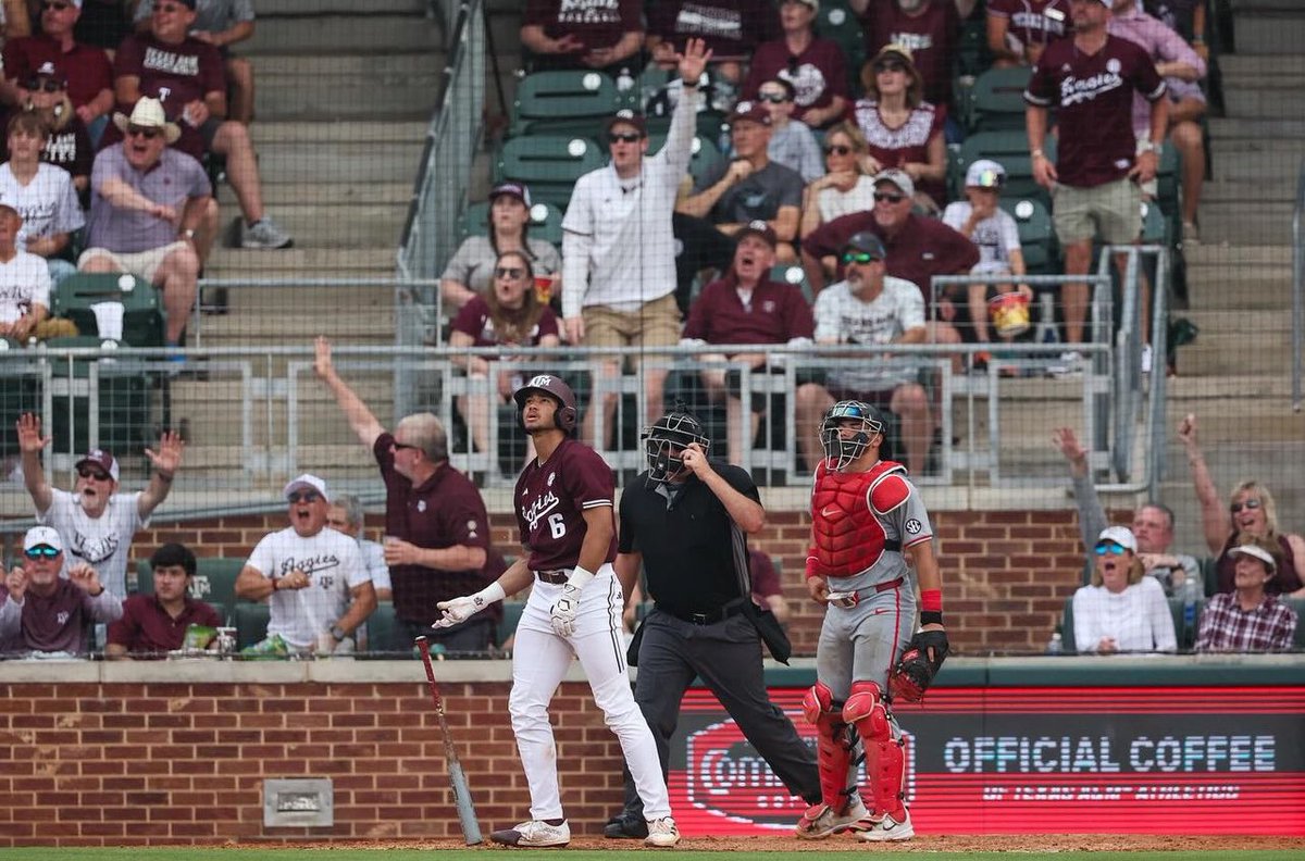 Braden Montgomery holds the finish a la Ken Griffey Jr after his Grand Slam on Saturday - the knock out blow for the Aggies in an improbable run rule win. Sick 📸 by @AggiePhotogs