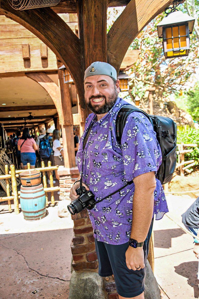 lol 😂 me when the camera turns on me while shooting lol 😂 📸: PhotoPass
