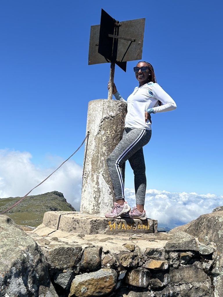 Fourth time up Mount Inyangani 🙌🏾✨ I could do it over and over again. 

Blessed 🙏🏽

#hiking #bookclubhike #mountinyangani #nyanga #zimbabwe🇿🇼