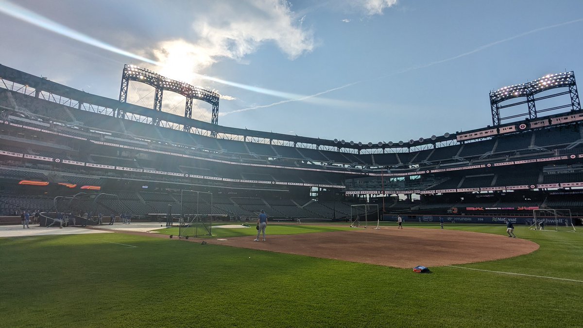 🔴 LIVE from Citi Field, eagerly awaiting our Season Ticket Holders! What. A. Night.