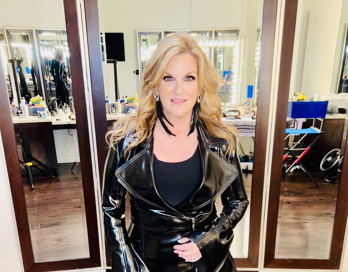 trishayearwood tweet picture