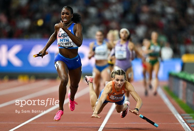 Well done Sam! 🎉 🥈 Second place in Sports Action earned by our own @sportsfilesam at the AIPS Photography awards! sportsfile.com/id/2698842/