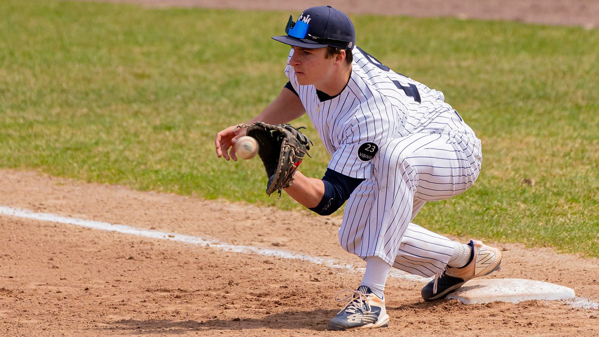 This week’s Baseball Athletes of the Week are @usmhuskies Kyle Douin, @UMassBeacons Tim Cianciolo and @GoAnchormen Cameron Early. #LECbaseball #d3baseball #NCAAD3 @NCBWA @NCAADIII @ABCA1945 @d3baseball littleeast.com/news/2024/4/29…