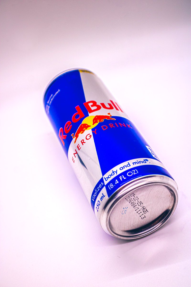 RedBull give you wiiiiiinggsss 

@redbull @redbullgaming #RedBull #Photography #ProductPhotography