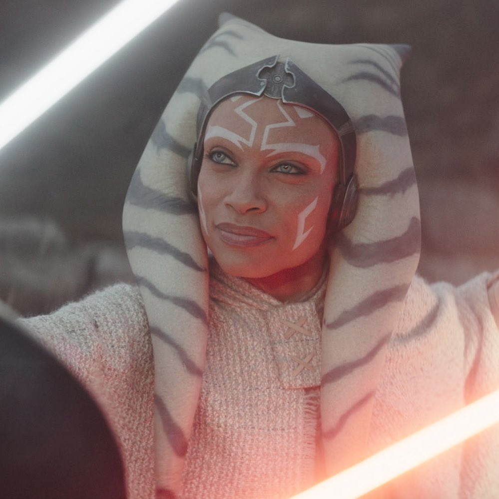 NEWS: Rosario Dawson talks #Ahsoka season 2 with @ComicBook:

“It's a big deal. It's huge. I love everyone. It's an incredible cast. It's a great group of people and we get more Ahsoka, we get more Sabine…”