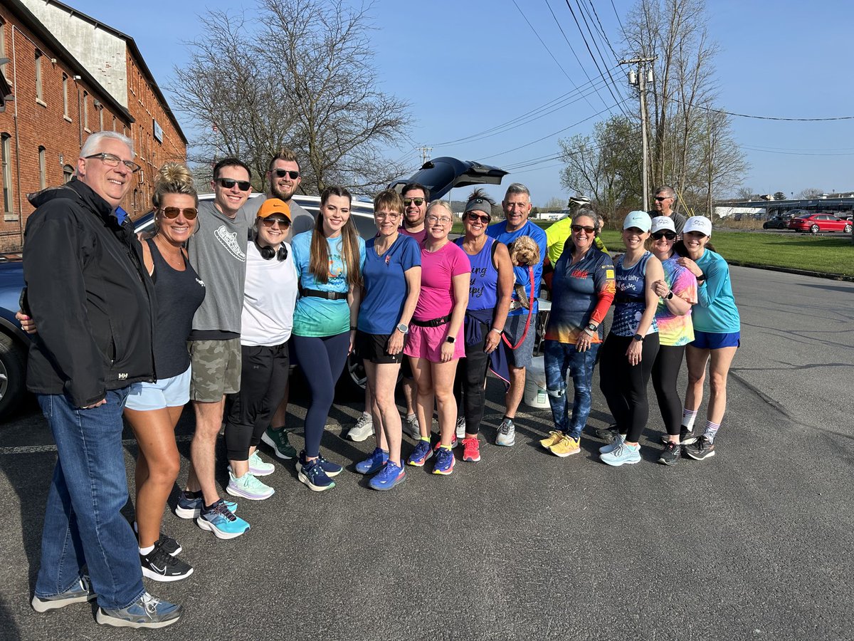 JasonPowles's tweet image. Ready to run! Go The Distance! ⁦@WKTV⁩