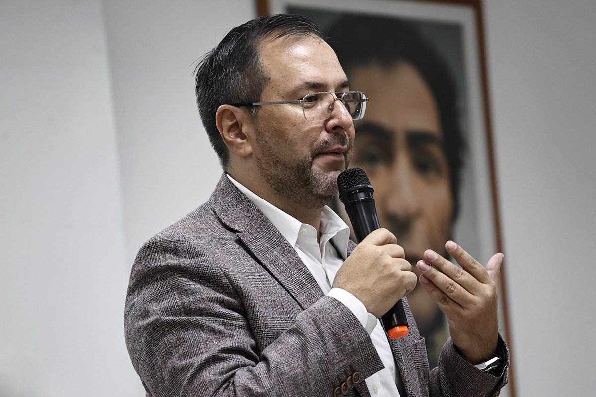Yvan Gil tweet media