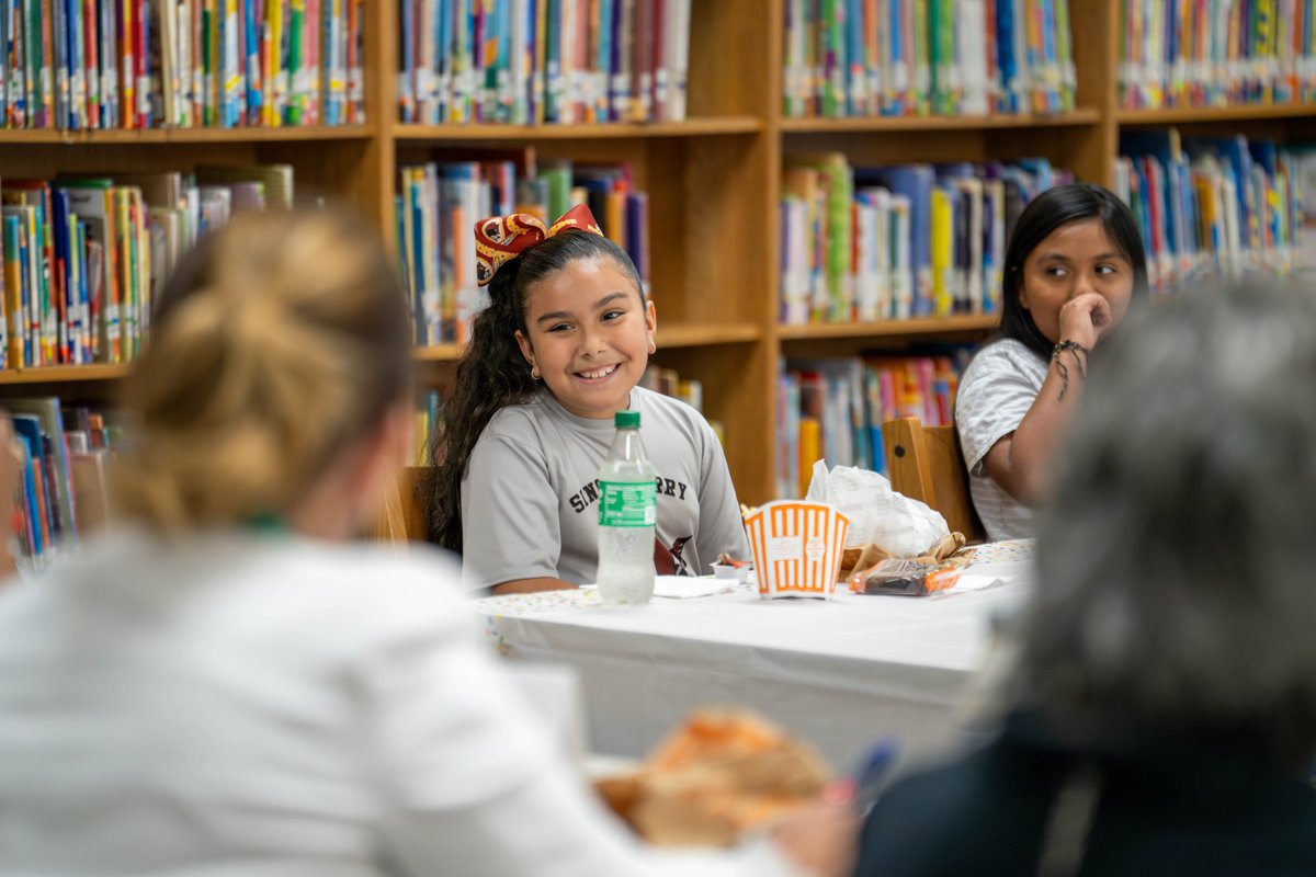 DISD Superintendent Dr. Angela Dominguez and Board of Trustees Mr. Fernando Castillo, Ms. Ida M. Garcia and Mr. Jose L. Valdez hosted another Lunch and Learn meeting. Today, they heard from a group of students from Singleterry Elementary who shared what they enjoy about school.