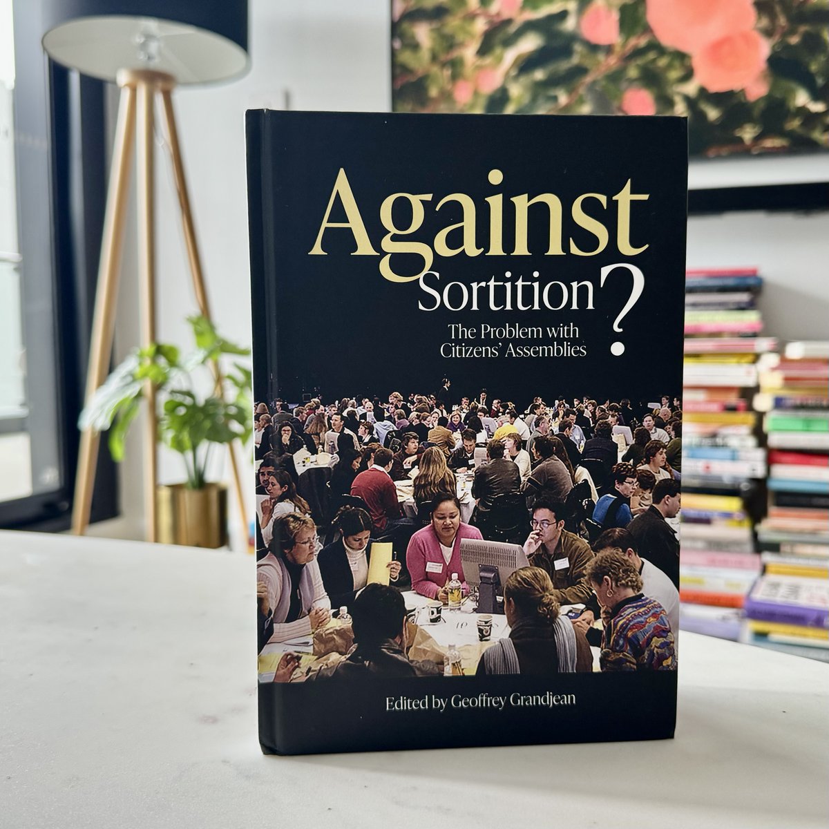 Lafont and Urbinati describe the 'lottocratic mentality' as a form of 'technopopulism' which normalises anti-democratic assumptions. Fascinating edited collection advancing critiques of citizens' assemblies 🧐 @ImprintAcademic