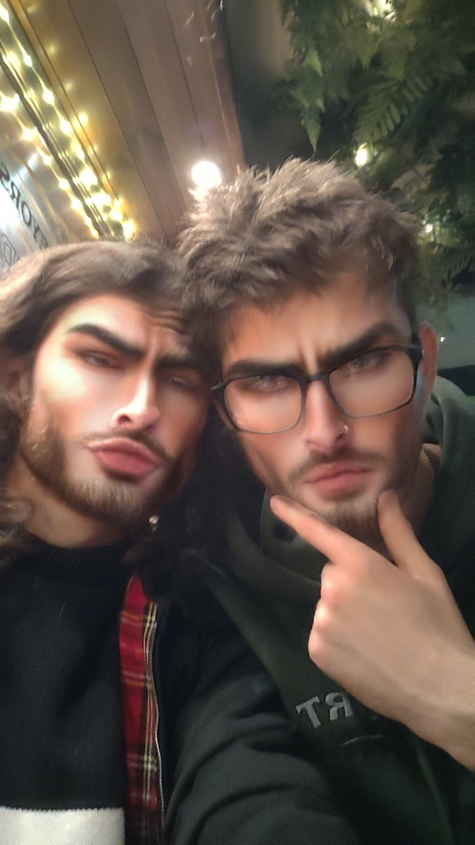 JakeMoeSnake's tweet photo. @Rolfyvr Real selfie https://t.co/Re0WVsCAqx