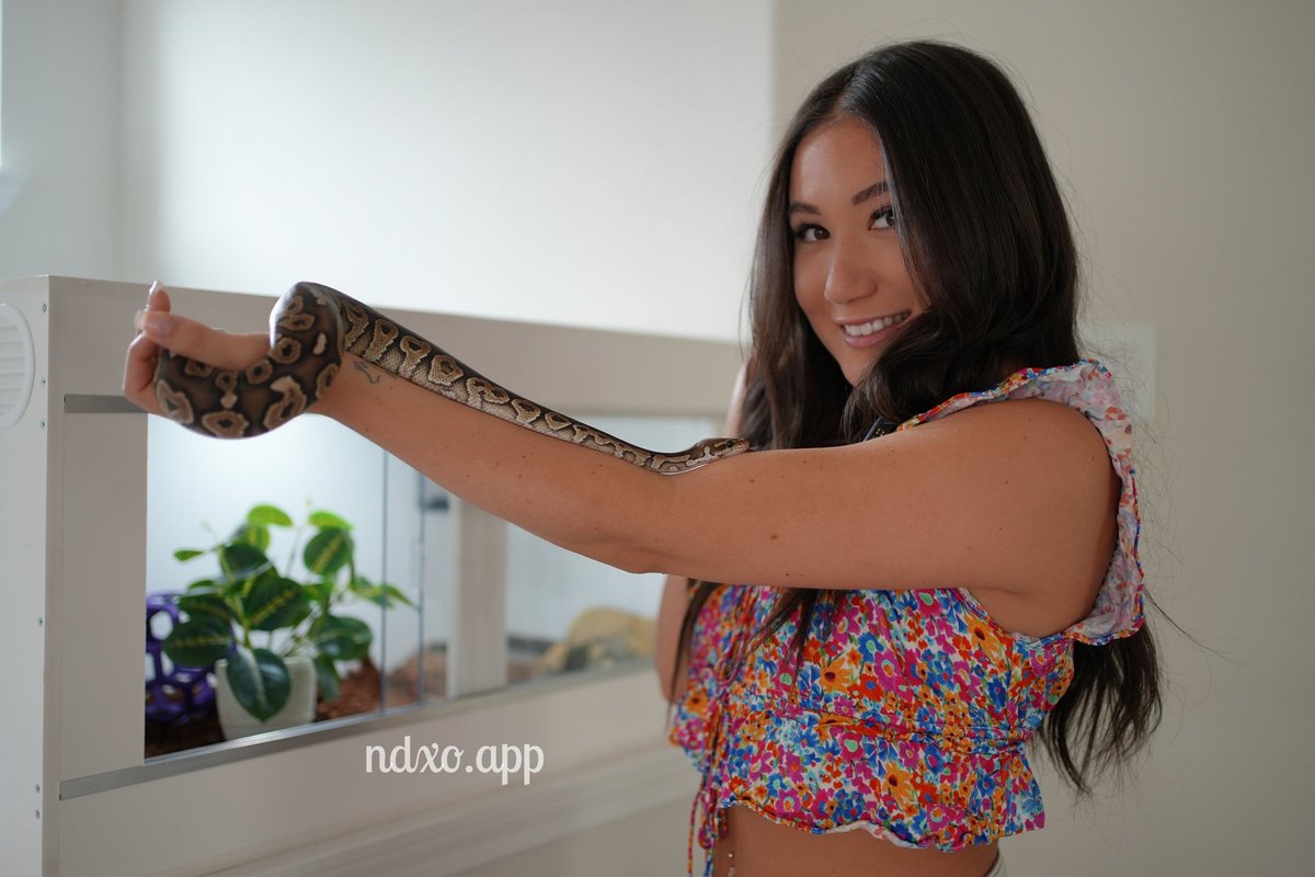 I loveeee this picture of Kaa and I Also, he's now on YouTube with me. Go see how cute he is 🐍 youtu.be/GaWQ_-tqnt4?si…