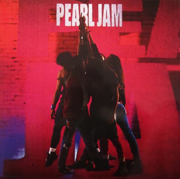 Share a popular album everyone seems to love, but you dislike.

My pick👇

Pearl Jam - Ten