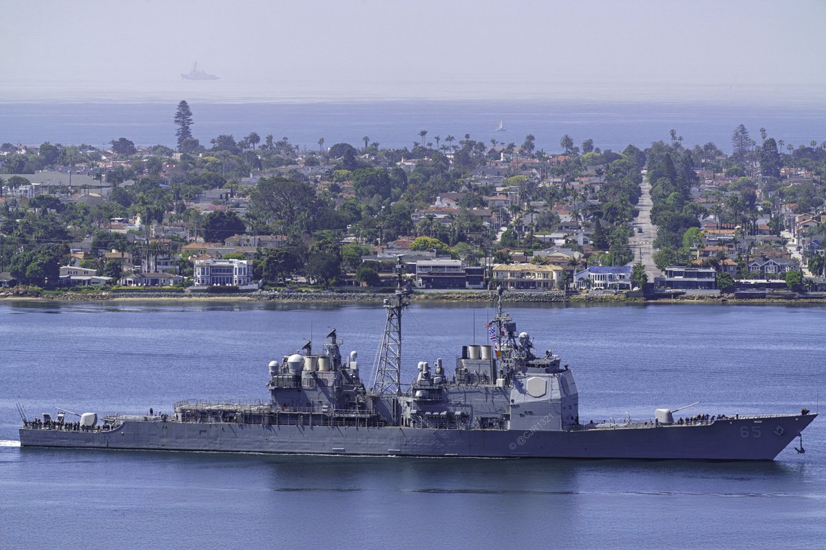 USS Chosin (CG 65) Ticonderoga-class guided missile cruiser leaving San Diego - April 29, 2024 #USSchosin #cg65 SRC: TW-@cjr1321