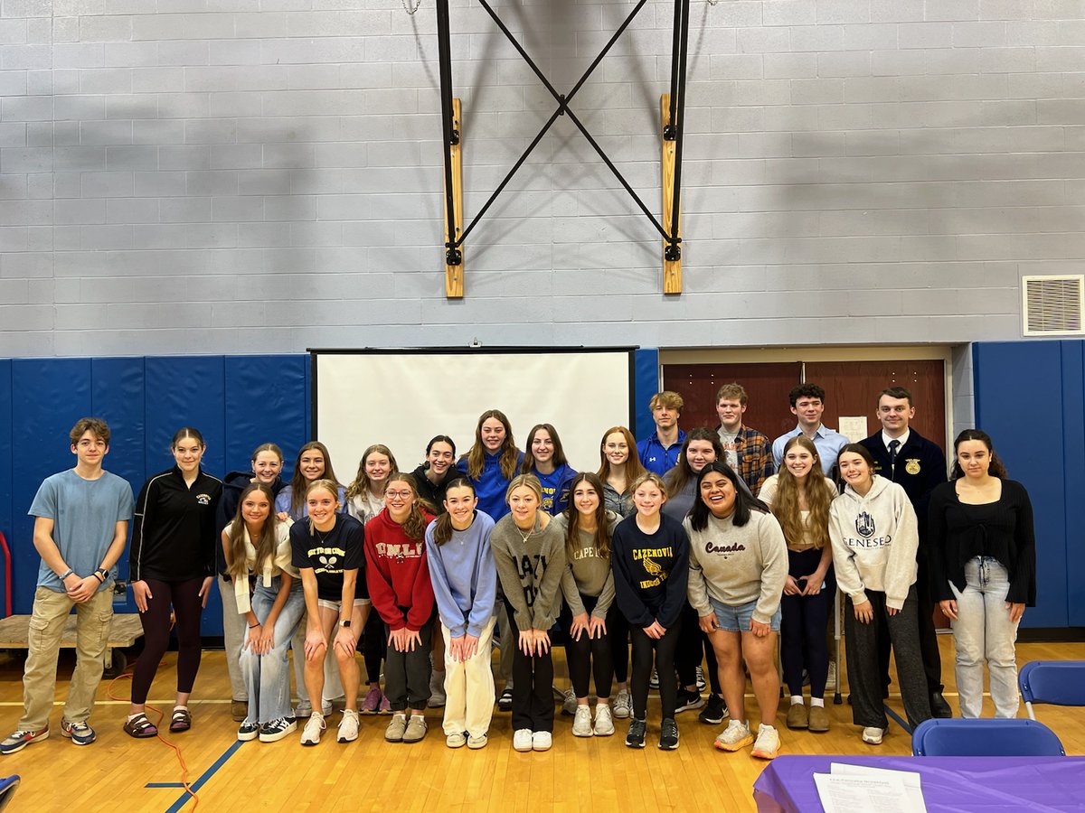 Special congratulations to the new inductees of the Cazenovia Chapter of the National Technical Honor Society! These remarkable students excel in CTE classes in the areas of Agriculture, Business, Family and Consumer Science & Technology. Full story at: cazenoviacsd.com/districtpage.c…