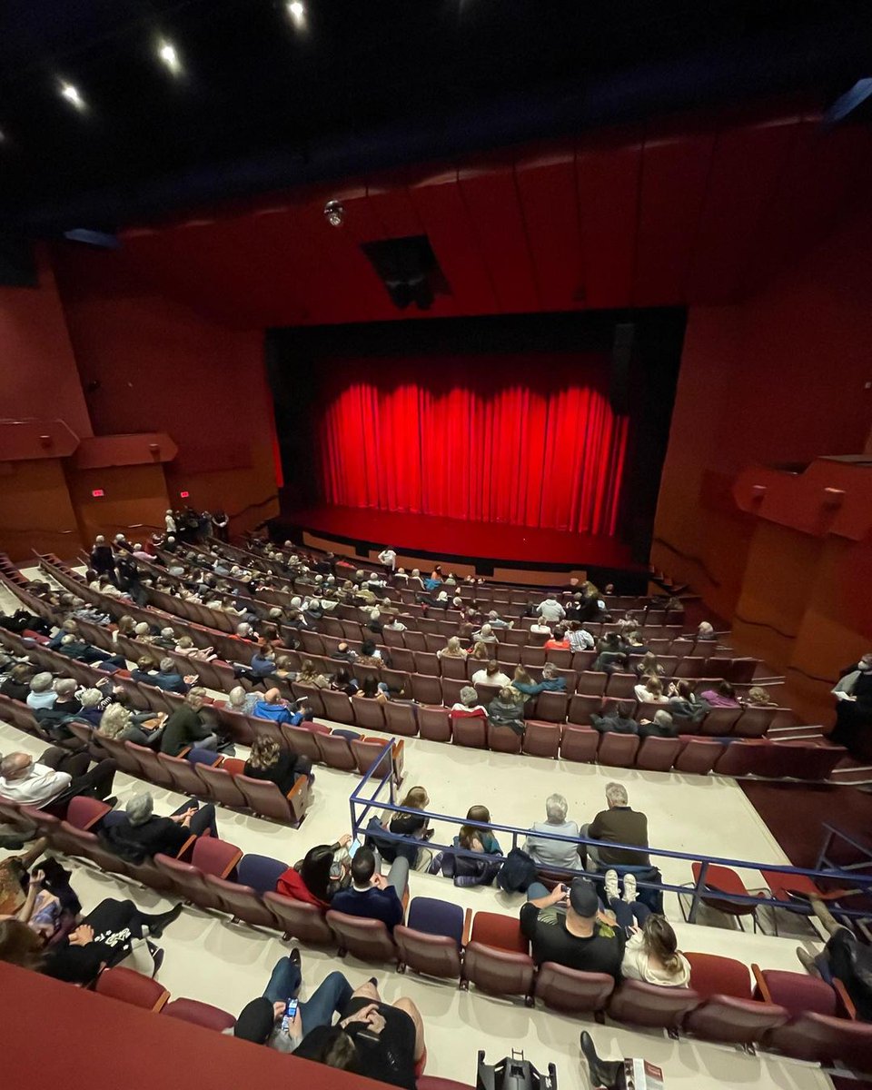 All ages #livemusicvenue added in Vernon, BC - Vernon & District Performing Arts Centre: indieonthemove.com/venues/vernon-… All genres welcome.