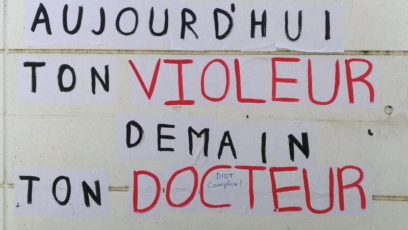 Le mec à cinq plaintes pour viol et agression sexuelle et il est en train de finir tranquille ses études de médecine pour devenir gynéco?!
change.org/p/les-pr%C3%A9…