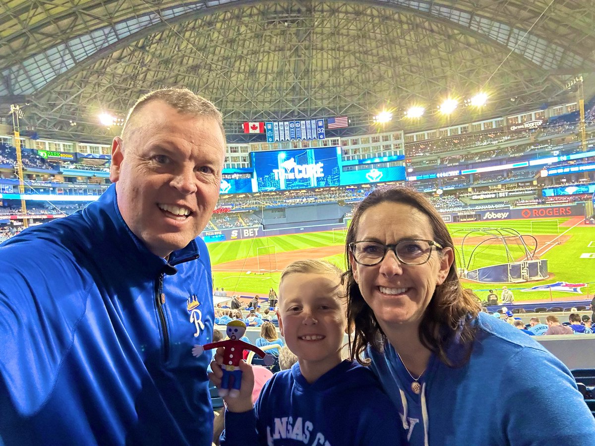 Came from @OMAStormChasers to watch our @Royals play the @BlueJays! Everyone has been amazing and Midwest nice!