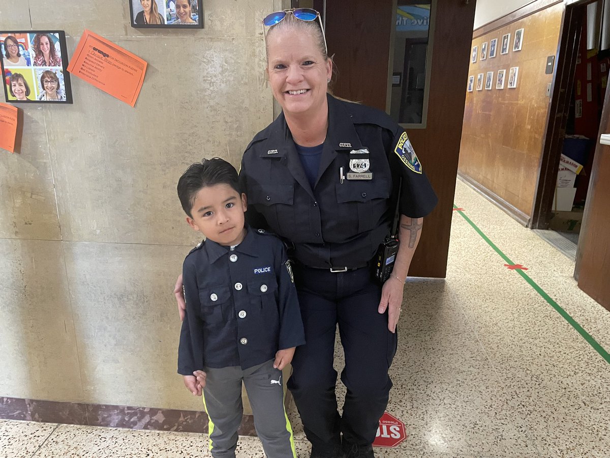 Our first walking trip to Ossining Police Department is in the books! Thank you Officer Shelly and the OPD for hosting the trip! We can’t wait for all of our youngest learners to take their turns! #Opride @OssSchools @EMercadoAP @ParkPrinc