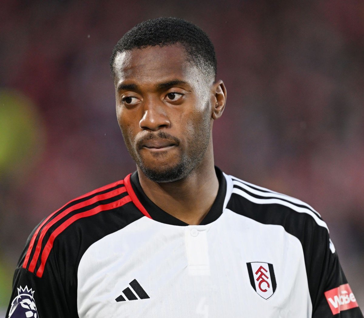 🚨🔴Tosin Adarabioyo has been excellent for Fulham and will leave on a free in the summer. Manchester United, Dan Ashworth, Jason Wilcox & INEOS should consider bringing the Mancunian home. 26 years old, 6’ 5' & a versatile defender. A solid first piece to rebuild the United…