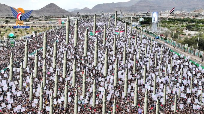 كل شعب اليمن صواريخ جاهزه للأنطلاق بأتجاه أعداء الله وهذا للعل فقط أحذروا صبر اليمن أها العملاء