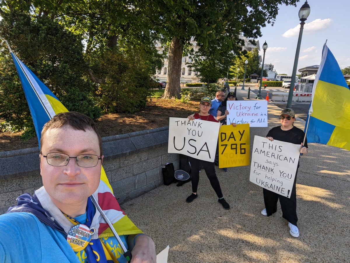 Tomorrow we will be over on the Senate side at Constitution Ave NE and Delaware Ave NE by Russell Senate Office Building from 3pm-6pm.
Join us and call your Representative and and Senators and thank them if they voted for Military assistance for Ukraine.
#call4ukraine