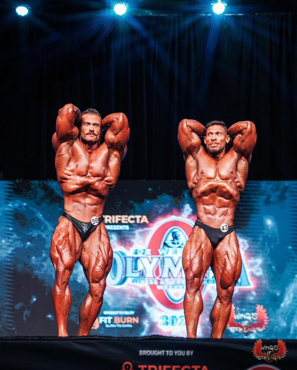 . @c_bumstead Vs @ramondinopro2 
Caption This....
@mrolympiallc #mrolympia #classicphysique