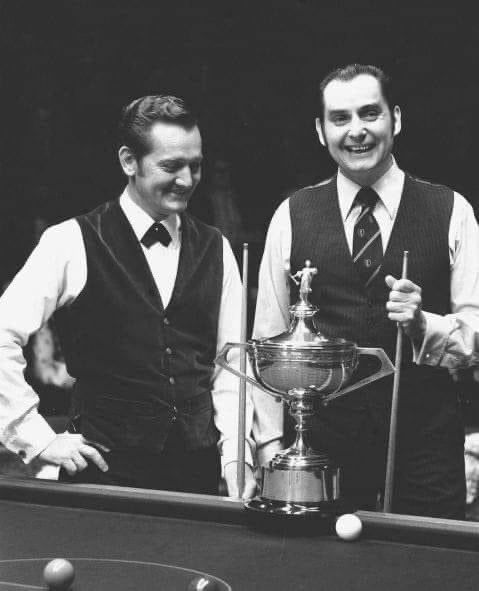 Here is my piece on Perrie Mans. #Snooker greenbaize1972.com/the-sunshine-m…