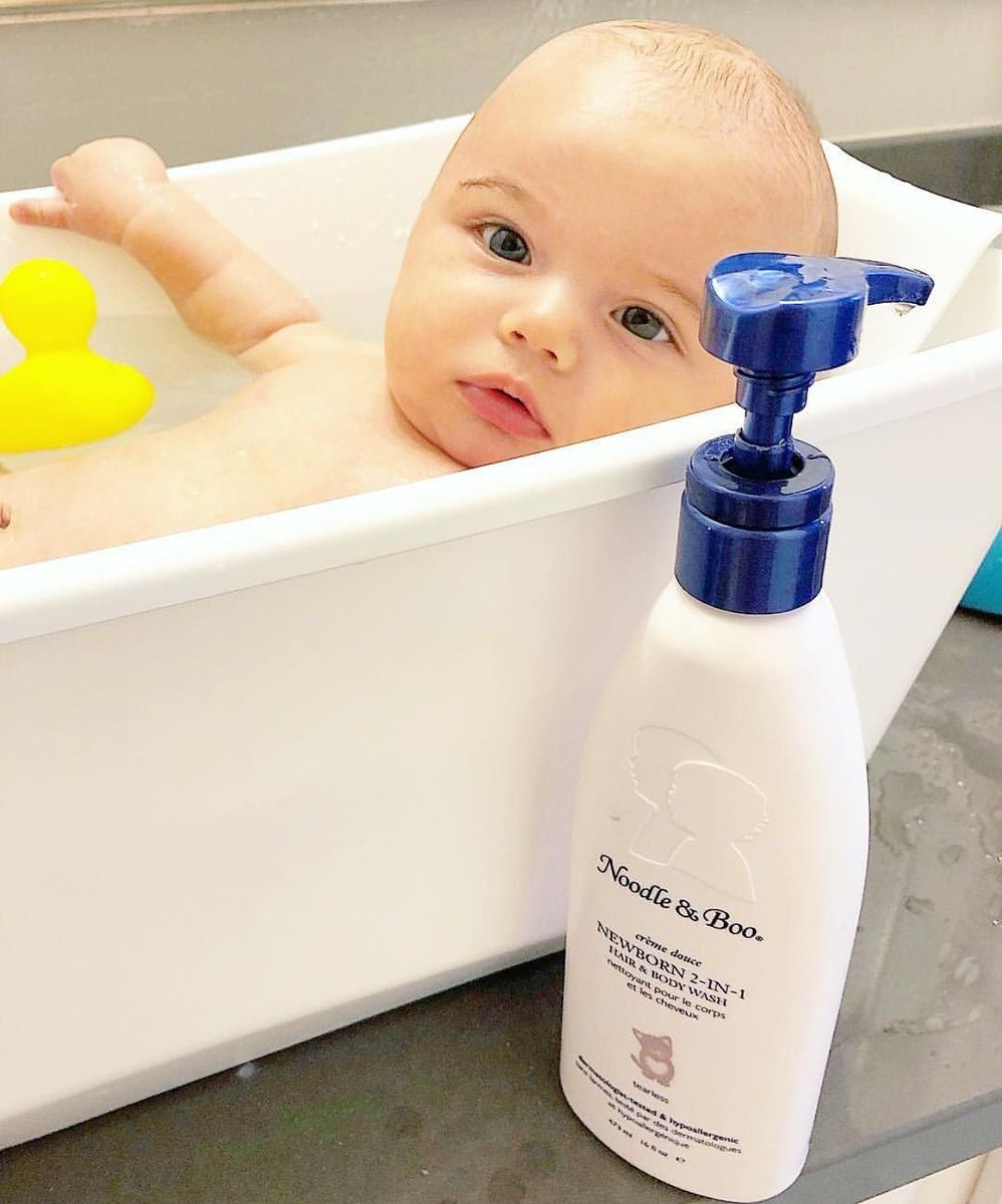 Lotions aren't the only moisturizer that can help relieve dry, sensitive skin. 💧 Our Newborn 2-in-1 has a calming, soap-free formula to rebalance skin's pH, and provitamin B + vitamin E to keep baby's hair healthy and shiny ✨ Shop today!

#noodleandboo #newborncare #babyshampoo