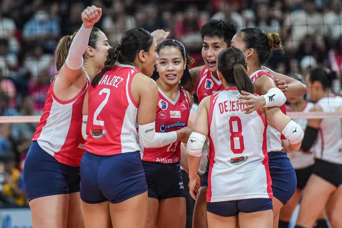 First game today for Semis!!!
 
Let’s play happy and always good vibes, @CoolSmashers 🤗💖 Praying for a win and an injury free game 💕

LALABAN HANGGANG DULO!!

#PowerUpWithGoodVibes
#CreamlineCreamyIcecream
#CreamlineCoolSmashers 

📸PVL