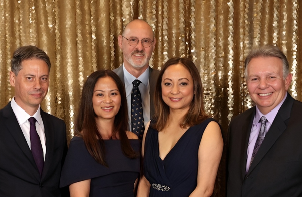 westat's tweet photo. Westat Health Sector leaders attended @TheChildrensInn’s #EveningForHope &amp; celebrated the work the Inn does reducing the burden of illness on families &amp; helping to advance NIH research. We're proud to continue supporting this amazing organization! https://t.co/bdezbvgPd9 https://t.co/UhGJrZjdrX