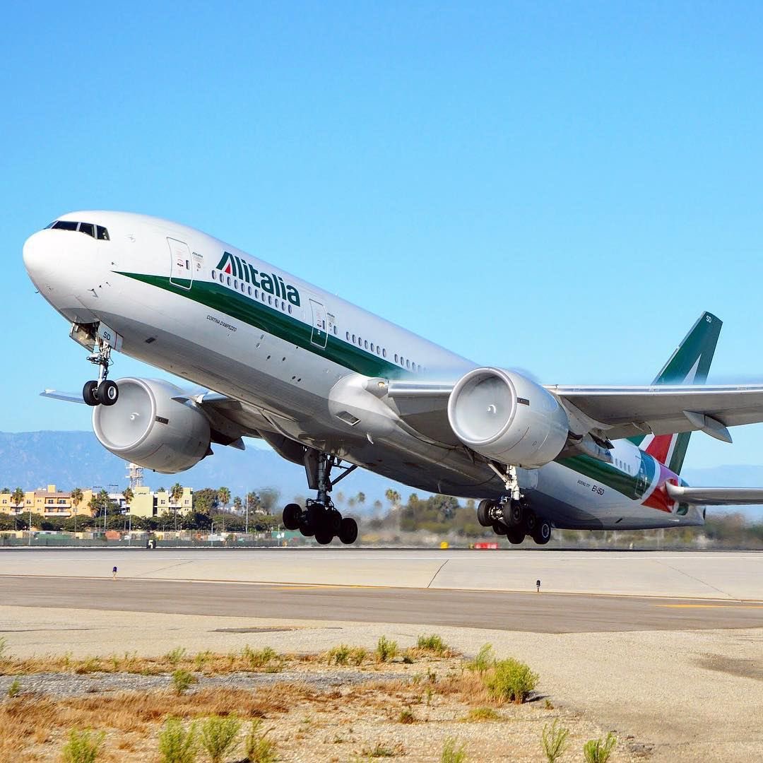 In 2006, the airline Alitalia experienced a computer glitch that changed the price of business class tickets from Toronto to Cyprus from $3,900 to $39. The mistake cost Alitalia over $7 million. #Aircraft #Aviation