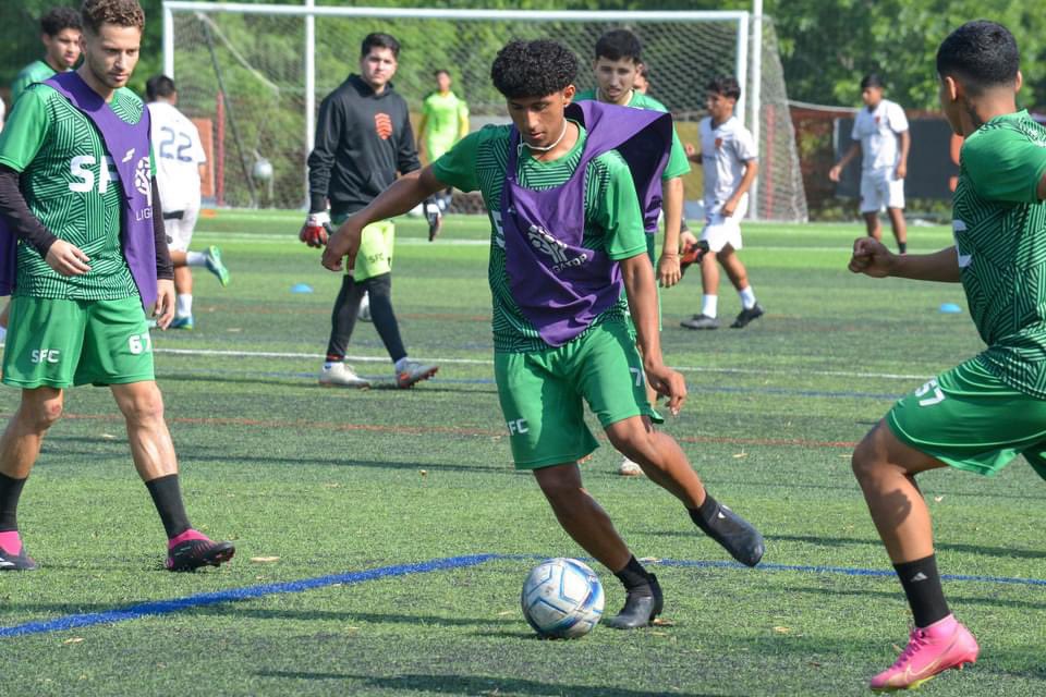 Con la mente puesta en las #Semifinales 🔥🤩

¡¡Arrancamos la semana con la ilusión a tope!!

#HagamosHistoria #OrgulloSantiago #SFC 🟠⚫️