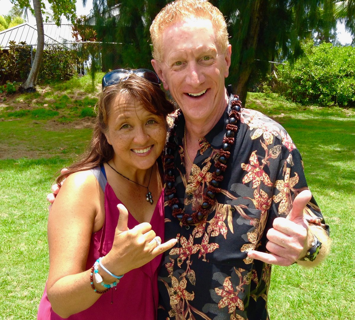 BECOME A FAN OF 'VOICES OF TRUTH - ONE-ON-ONE WITH HAWAI`I'S FUTURE' ON FACEBOOK - Facebook.com/VoicesOfTruthO…

See Behind-The-Scenes Shots Of Our Shows

#VoicesOfTruth #EhuKekahuCardwell #HawaiianCulture #KoaniFoundation #FreeHawaiiBroadcastingNetwork