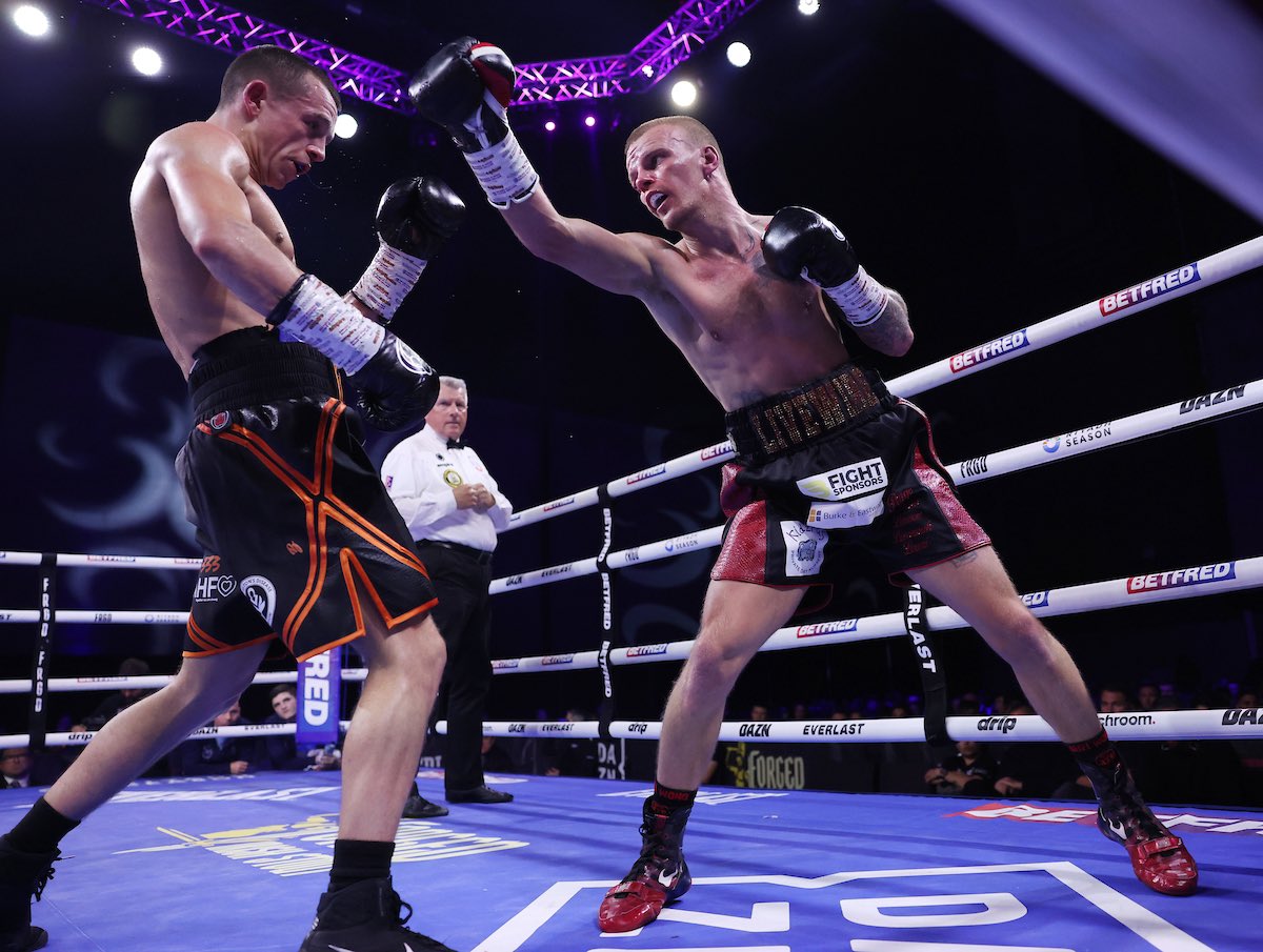 An emphatic win for McGrail as he outclasses Marc Leach to claim the WBA International Super Bantamweight Title. A remarkable display of skill and determination! 🌟🥊 #McGrailLeach #Boxing