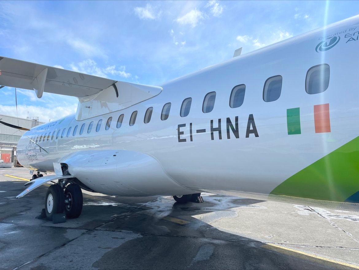 Good news from #EmeraldAirlines @DublinAirport today as they welcomed their 18th ATR72-600 . Named Saint Saran and registered EI-HNA, it will go into service on the largest ever Aer Lingus Regional network this Summer