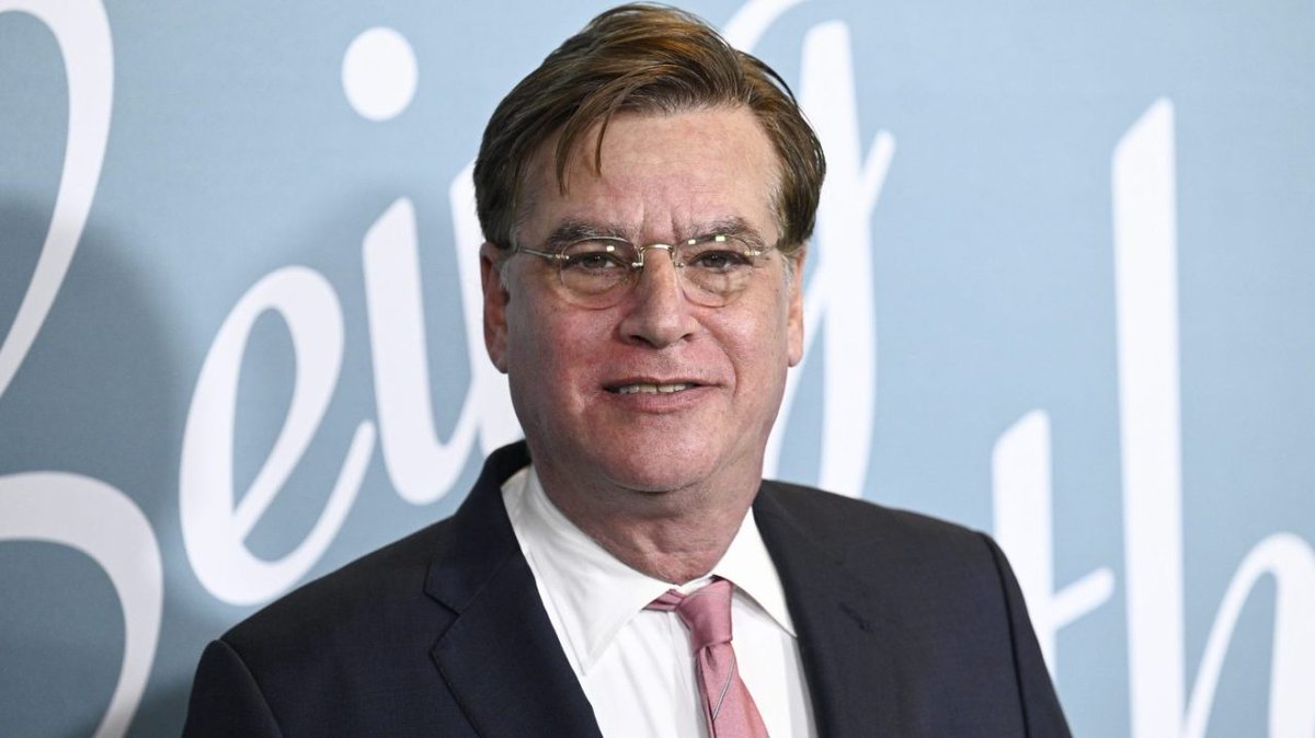 #AaronSorkin says he blames @Facebook for #January6, has movie in the works trib.al/adeEsTl @thehill