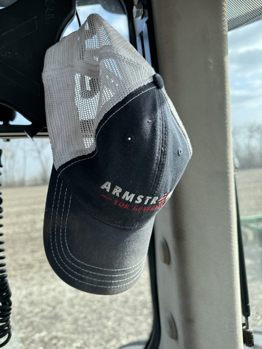 We are glad our gear is coming in handy this planting season! Thanks for sporting #TeamArmstrong!