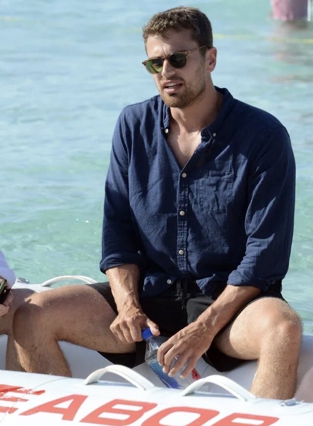 throwback to this daddy long legs  #theojames