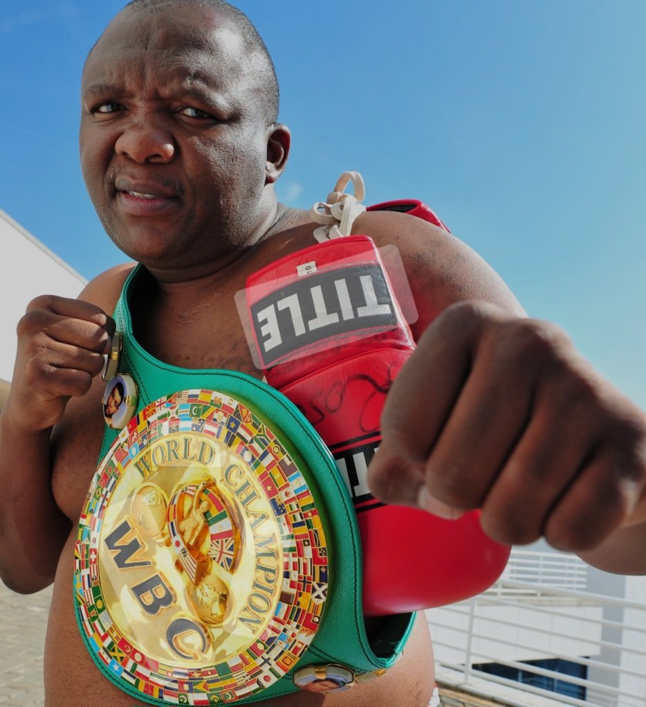 A legend has fallen ,The rose of soweto
#RestinpeaceDingaanThobela