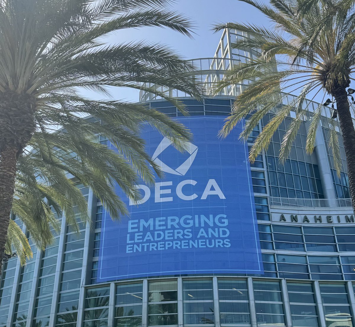 Maple Ridge takes on the DECA International competition in Anaheim, California this week!The training builds skills in entrepreneurship, communication, problem solving &amp; creativity. Raven Yousif R’s ready for the exam &amp; role play competition.The Ravens are cheering you on,Yousif!