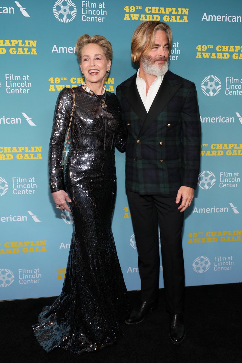 📸 Chris Pine and Sharon Stone attend the 49th Chaplin Award Gala tonight, (29), in New York City.