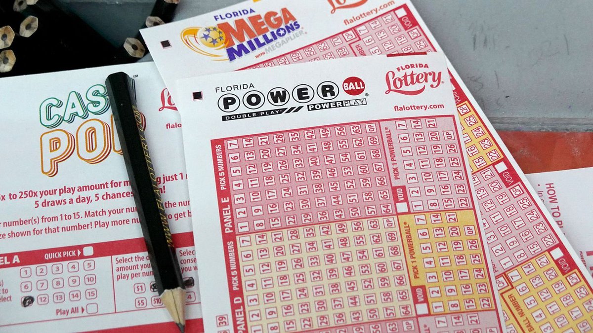 🚨New: An immigrant from Laos battling cancer holds the winning ticket for the $1.3 billion jackpot in Oregon. Via: The Associated Press