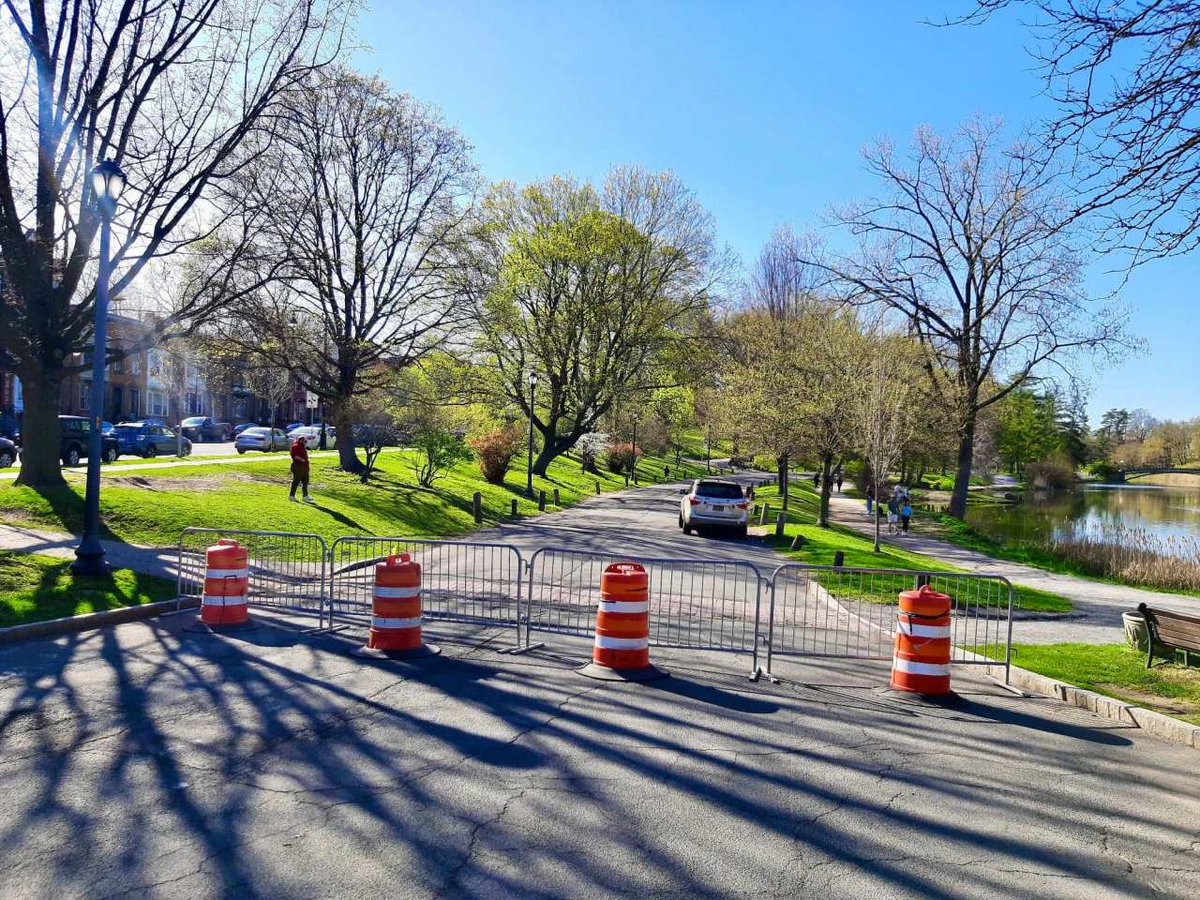 Lakeside Road permanently closes in #Albany's Washington Park trib.al/29jI1Dy