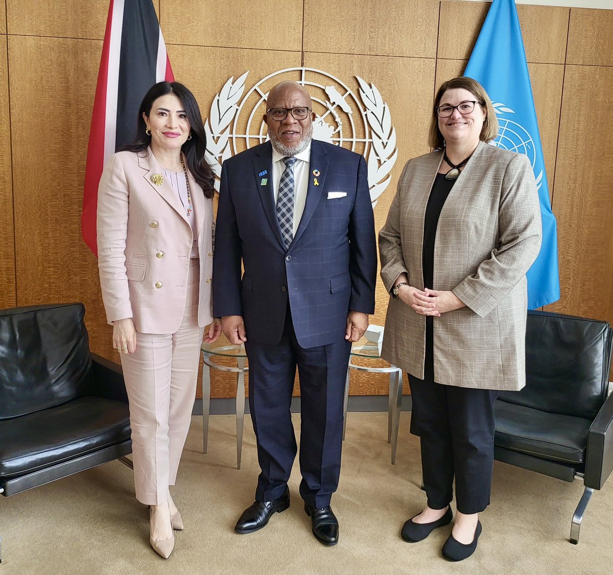 Appreciated discussion with H.E Maritza Chan-Valverde @MaritzaChanV PR of Costa Rica & H.E. Carolyn Schwalger @CSchwalgerNZ PR of New Zealand on addressing sea level rise. Thanked them for their work on co-facilitating the crucial process leading to September's high-level…