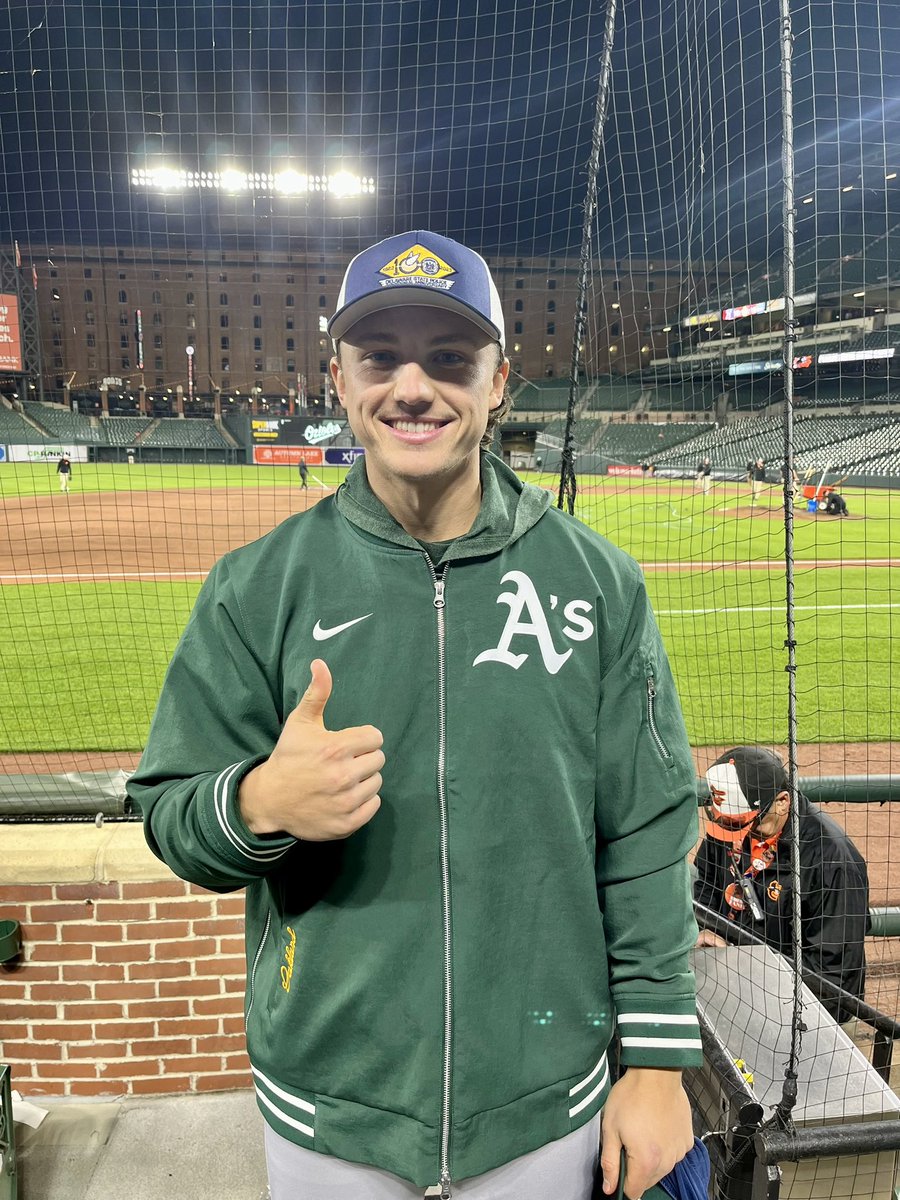 Stepping up to the plate with the women and men in blue! ⚾️👮‍♂️👮 Proud to have Delaware native Zack Gelof from the Oakland Athletics showing his support for our 101 years of dedicated service!  #DiamondStateProtectors #TeamBlue #CommunityStrong 💙