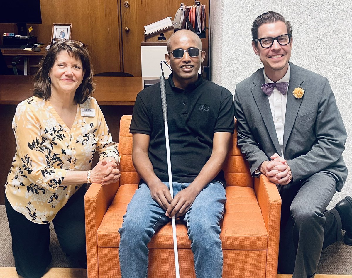 Today we at @HendricksChapel received a wonderful visit from Yohannes Takele Zewale, who recently (and successfully!) defended his dissertation in the @SUCollegeofLaw and will soon graduate with the degree of Doctor of Juridical Science (SJD).