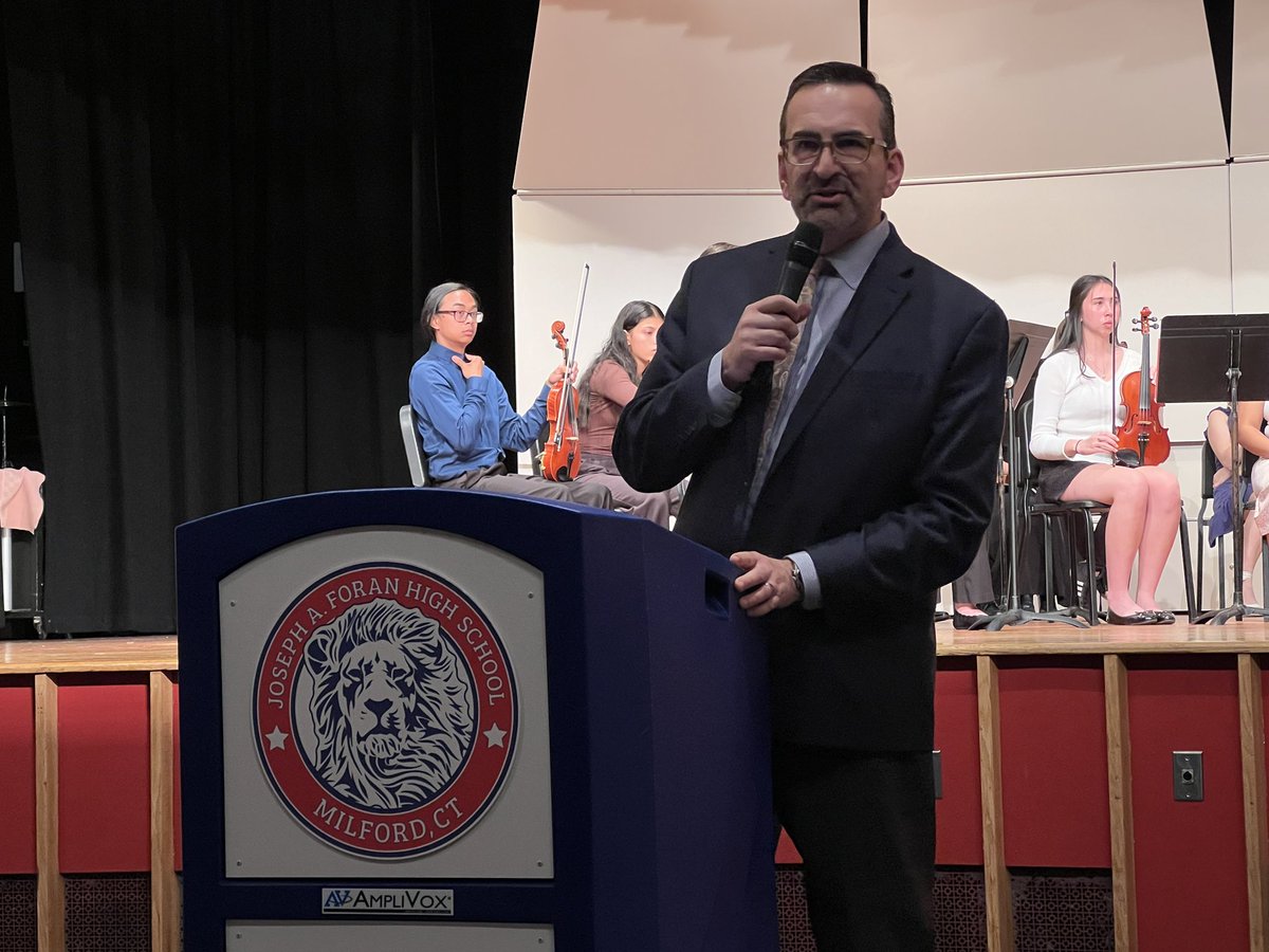MrsG_ForanAP (@mrsg_foranap) on Twitter photo Congratulations to all the awards recipients tonight at Foran’s all school awards! Thank you for helping us to celebrate their success. #HardWorkPaysOff
<a href="/MrBLionPride/">Mr. Berkowitz</a>
<a href="/ManeStMirror/">Mane Street Mirror</a> <a href="/MrsKelly_FHS/">Dena Kelly</a> <a href="/MrZ_FHS/">MrZ_FHS</a> Congratulations to all the awards recipients tonight at Foran’s all school awards! Thank you for helping us to celebrate their success. #HardWorkPaysOff
<a href="/MrBLionPride/">Mr. Berkowitz</a>
<a href="/ManeStMirror/">Mane Street Mirror</a> <a href="/MrsKelly_FHS/">Dena Kelly</a> <a href="/MrZ_FHS/">MrZ_FHS</a>