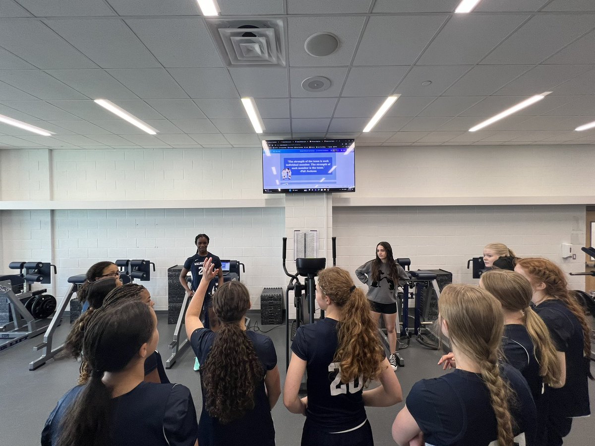Awesome job Sahasra Rudraraju, Ifunanya Abarikwu and Lola Martinez on getting our weekly reflection started with some motivation. “The strength of the team is each individual member. The strength of each member is the team.” -Phil Jackson