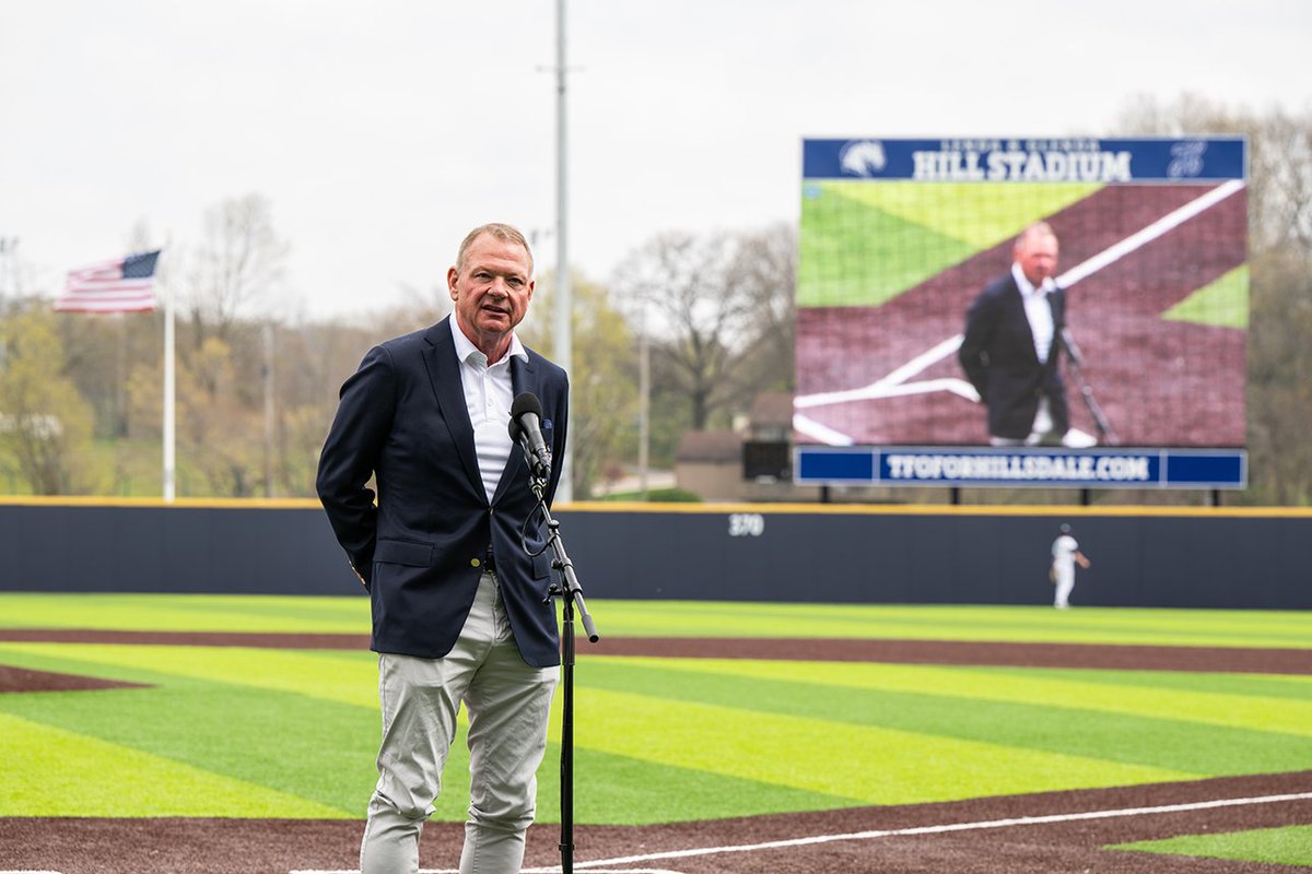 The dedication ceremony for Lenda and Glenda Hill Stadium and TFO Partners Field occurred Saturday before a full house. Sisters Lenda and Glenda Hill, as well as Hillsdale alum Cleves Delp, '86, were the guests of honor to dedicate the new home of Chargers Baseball officially!
